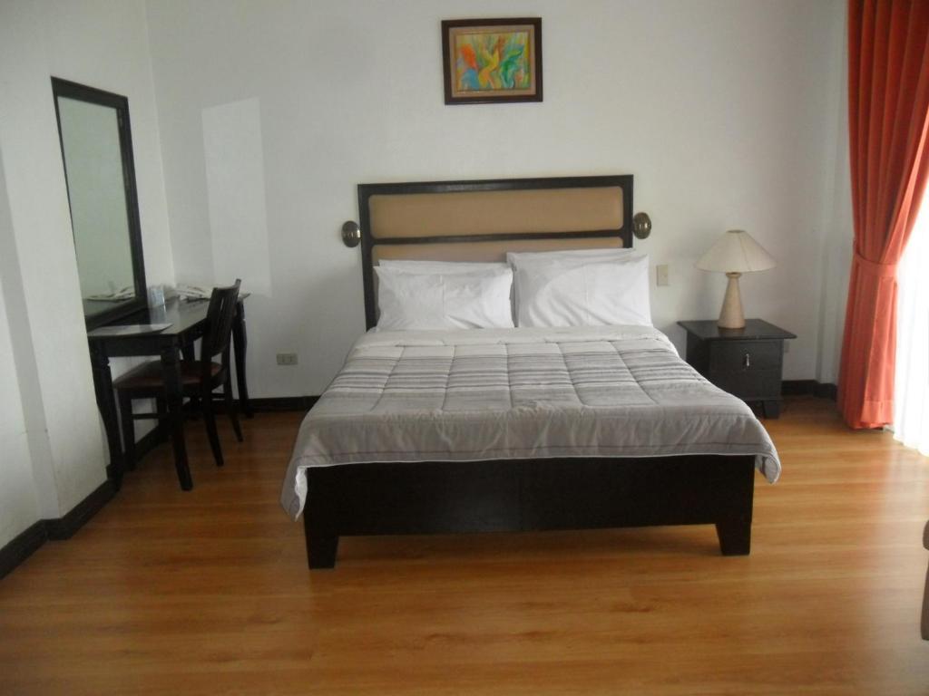 Tagaytay Econo Hotel Tagaytay City Стая снимка
