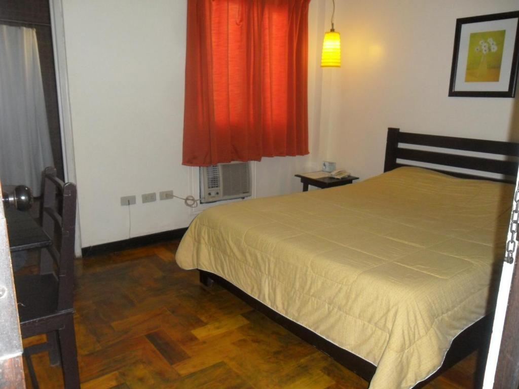 Tagaytay Econo Hotel Tagaytay City Стая снимка