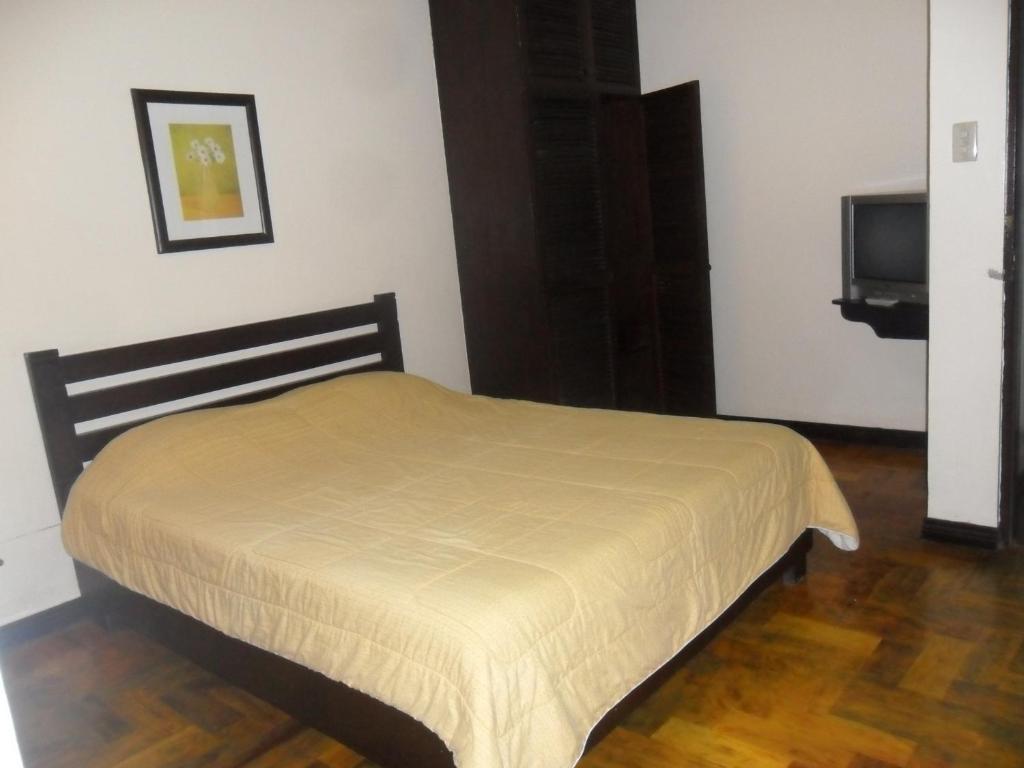 Tagaytay Econo Hotel Tagaytay City Стая снимка
