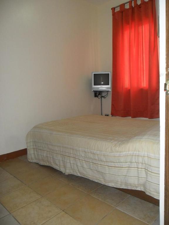Tagaytay Econo Hotel Tagaytay City Стая снимка