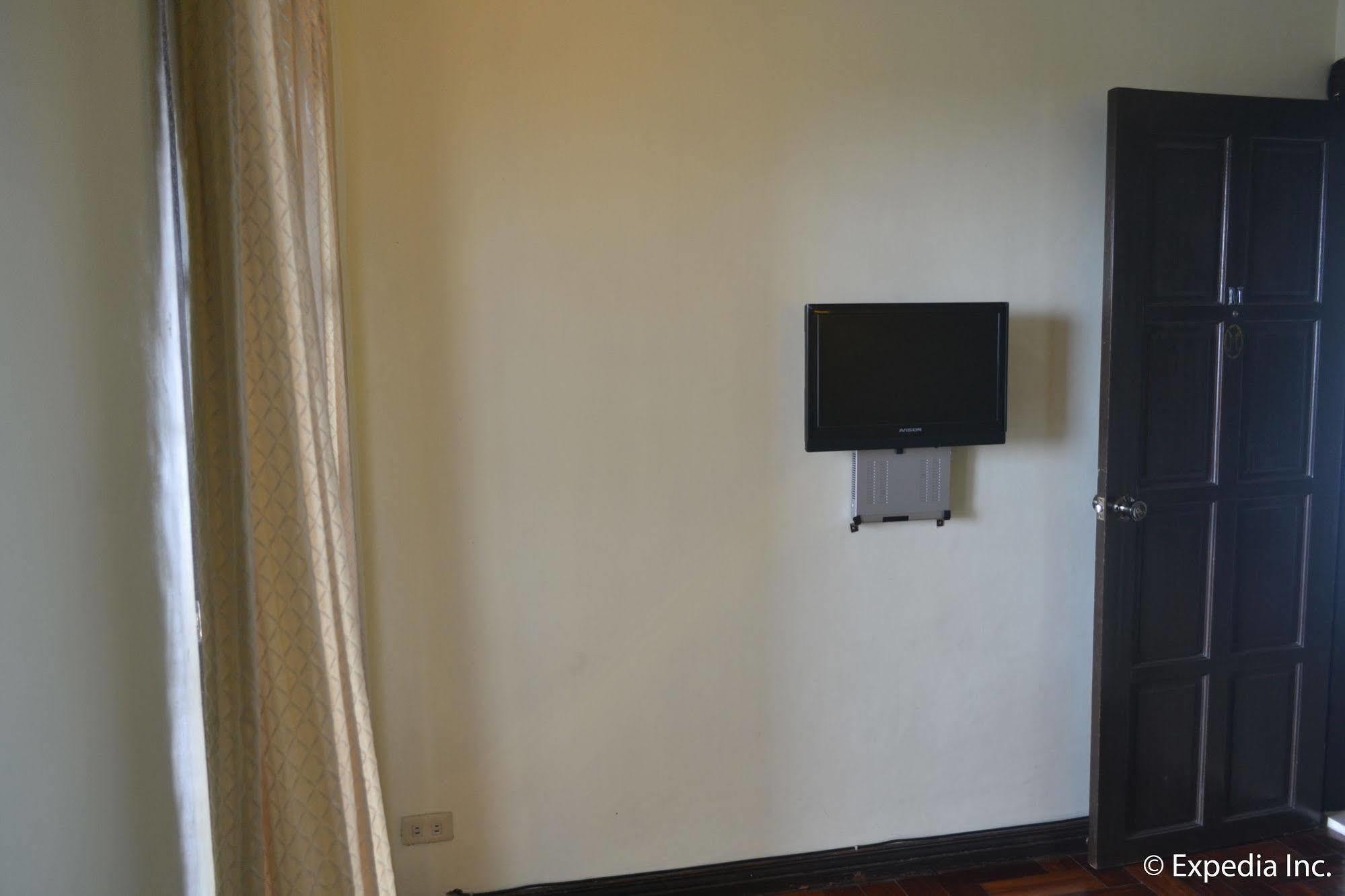 Tagaytay Econo Hotel Tagaytay City Екстериор снимка