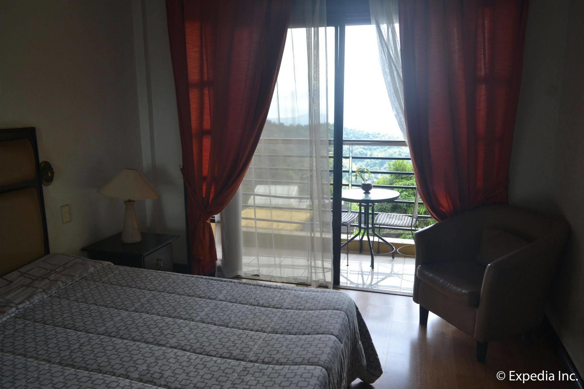 Tagaytay Econo Hotel Tagaytay City Екстериор снимка