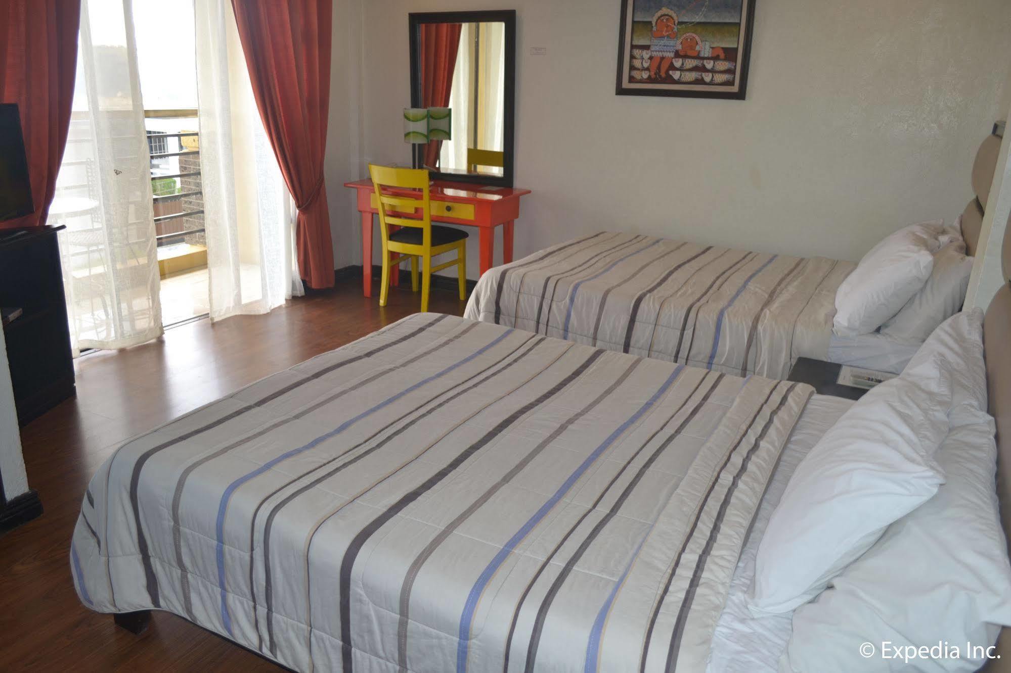 Tagaytay Econo Hotel Tagaytay City Екстериор снимка